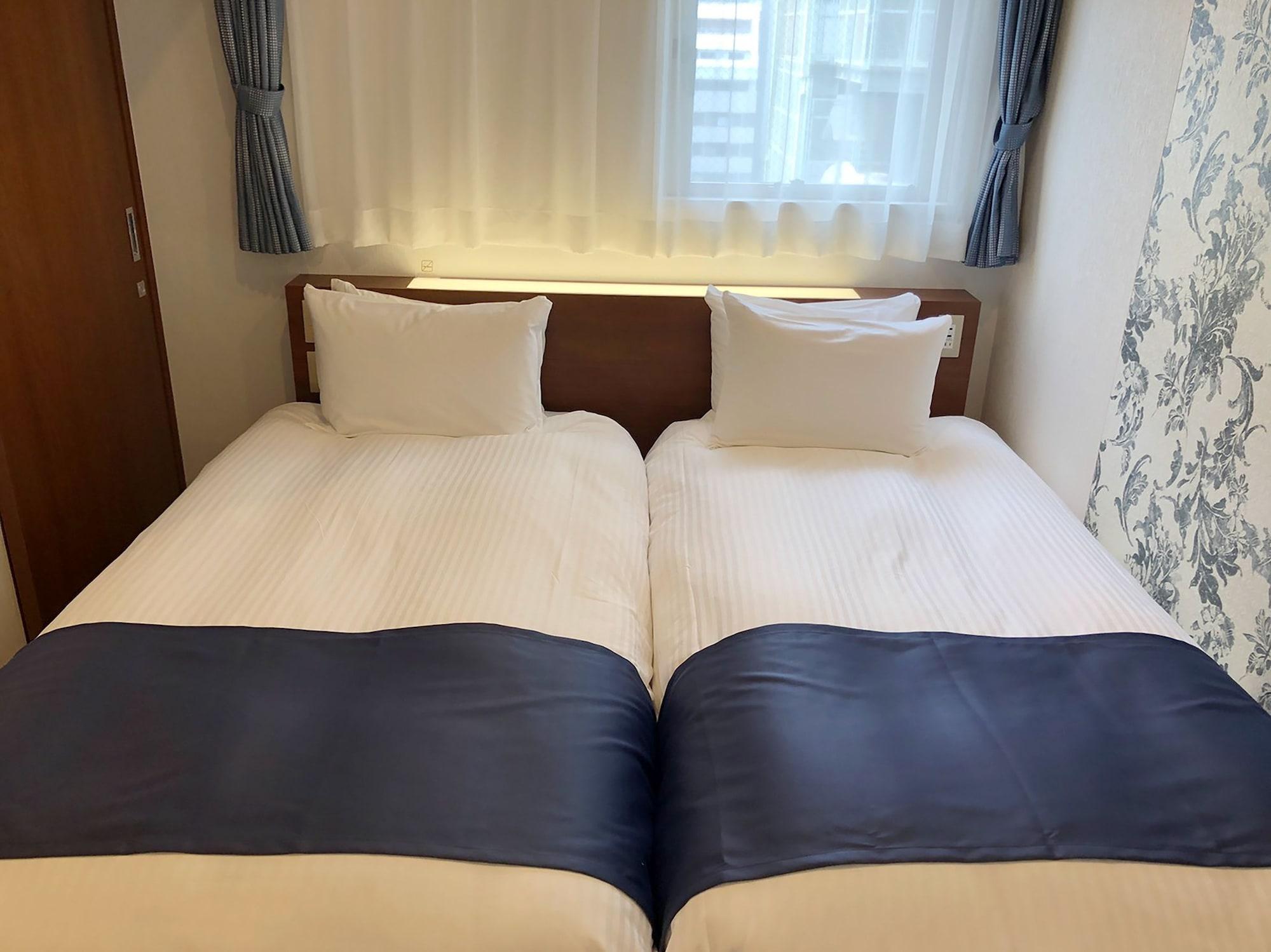 S.Training Center Hotel Osaka Buitenkant foto