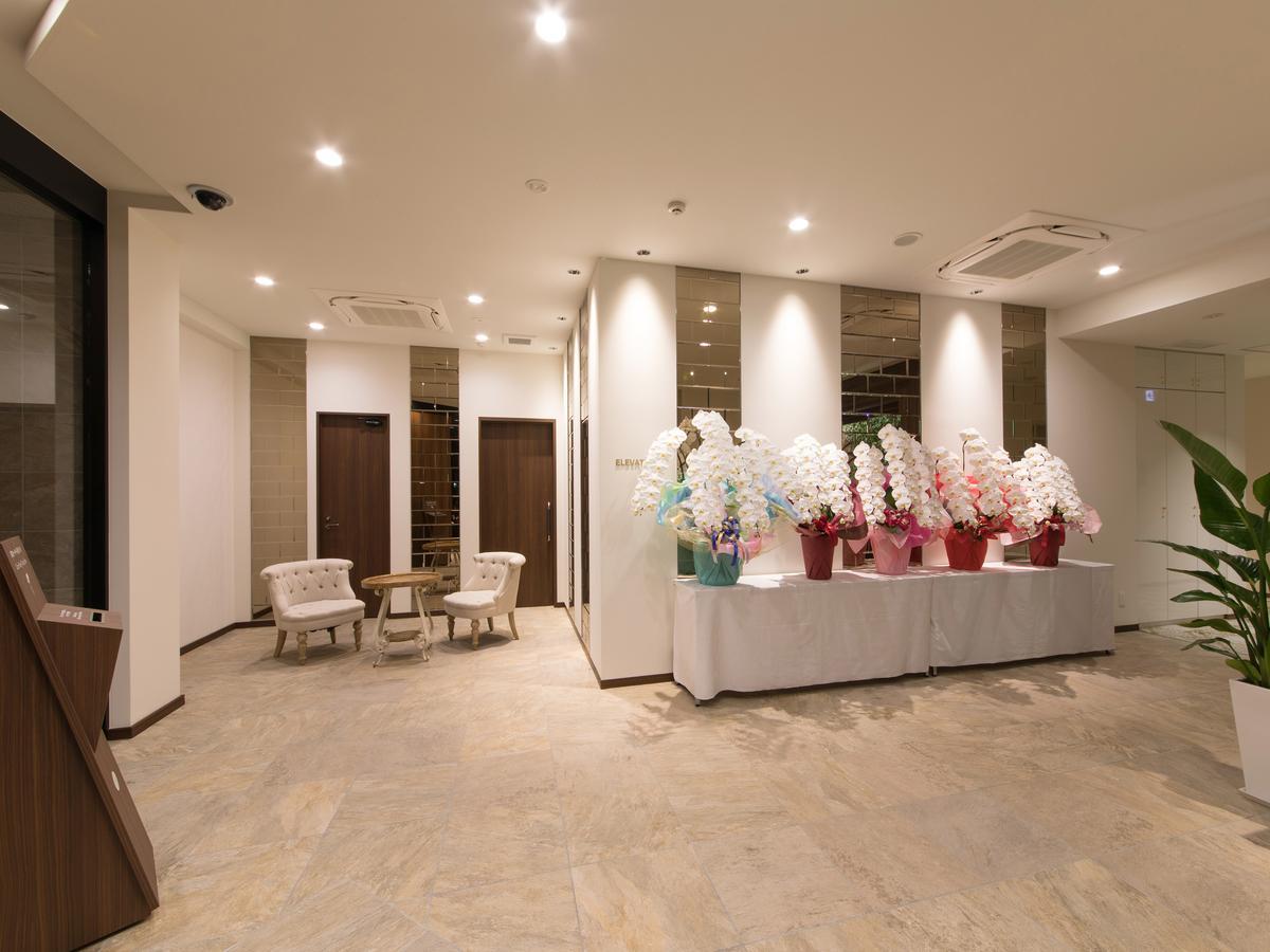 S.Training Center Hotel Osaka Buitenkant foto